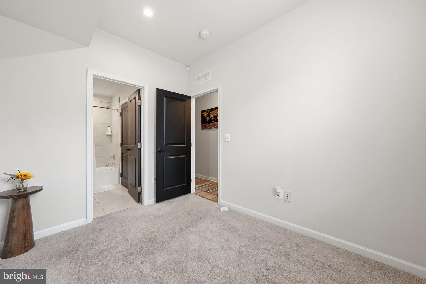 18363 REAPER HILL CT, TRIANGLE, Virginia 22172, 3 Bedrooms Bedrooms, ,3 BathroomsBathrooms,Residential,For sale,18363 REAPER HILL CT,VAPW2107638 MLS # VAPW2107638 18363 REAPER HILL CT, TRIANGLE, Virginia 22172, 3 Bedrooms Bedrooms, ,3 BathroomsBathrooms,Residential,For sale,18363 REAPER HILL CT,VAPW2107638 MLS # VAPW2107638