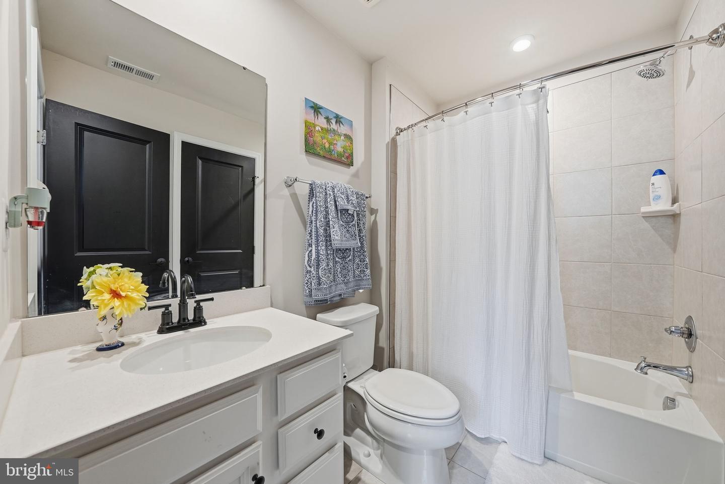 18363 REAPER HILL CT, TRIANGLE, Virginia 22172, 3 Bedrooms Bedrooms, ,3 BathroomsBathrooms,Residential,For sale,18363 REAPER HILL CT,VAPW2107638 MLS # VAPW2107638 18363 REAPER HILL CT, TRIANGLE, Virginia 22172, 3 Bedrooms Bedrooms, ,3 BathroomsBathrooms,Residential,For sale,18363 REAPER HILL CT,VAPW2107638 MLS # VAPW2107638