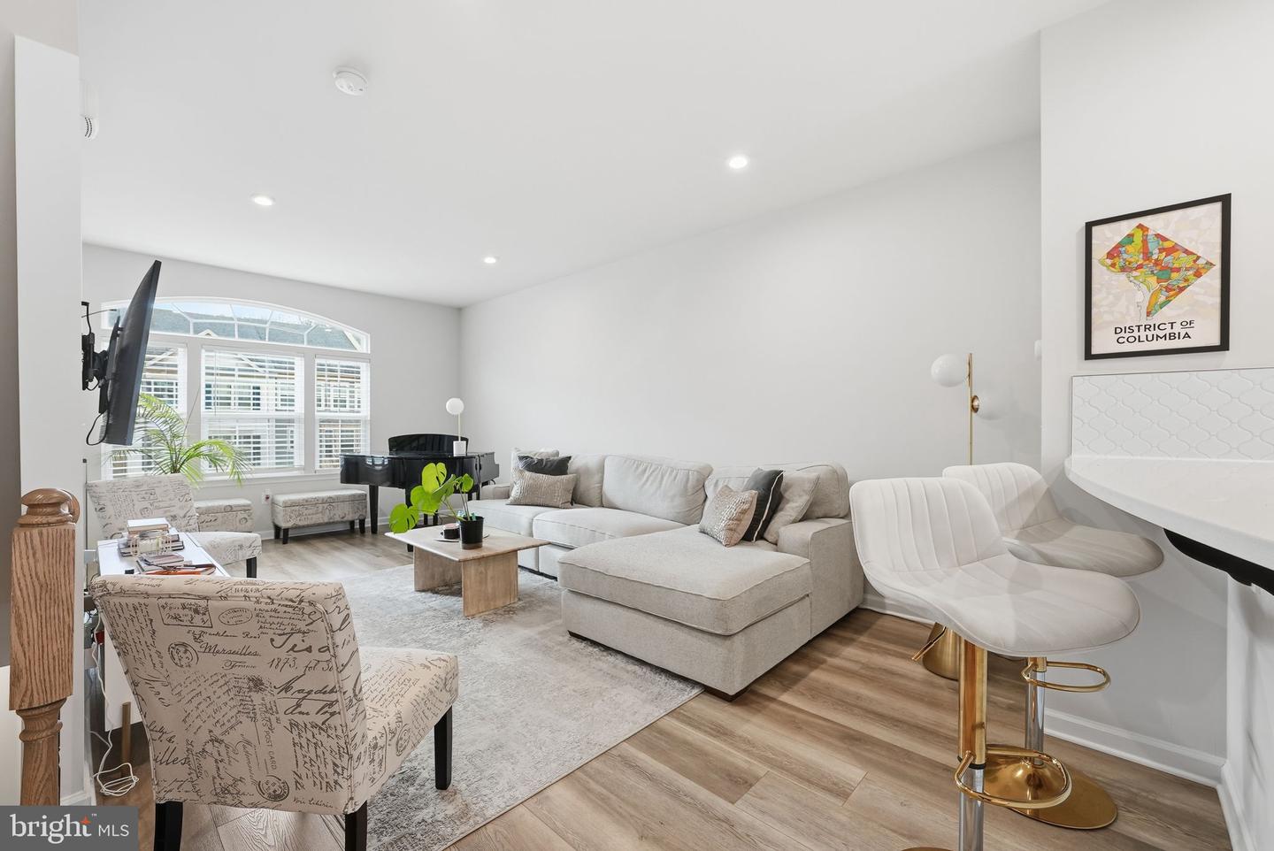 18363 REAPER HILL CT, TRIANGLE, Virginia 22172, 3 Bedrooms Bedrooms, ,3 BathroomsBathrooms,Residential,For sale,18363 REAPER HILL CT,VAPW2107638 MLS # VAPW2107638 18363 REAPER HILL CT, TRIANGLE, Virginia 22172, 3 Bedrooms Bedrooms, ,3 BathroomsBathrooms,Residential,For sale,18363 REAPER HILL CT,VAPW2107638 MLS # VAPW2107638