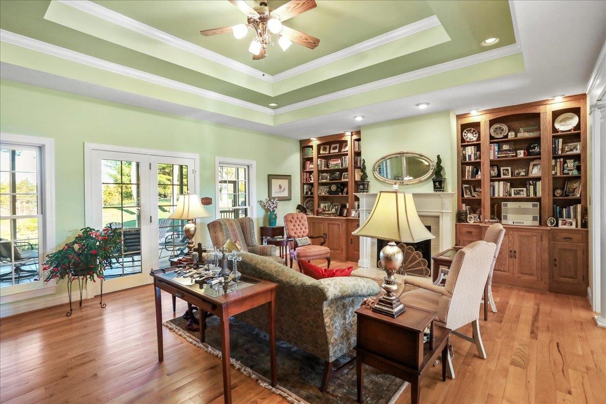 40 BIRDSONG LN, EDINBURG, Virginia 22824, 4 Bedrooms Bedrooms, ,3 BathroomsBathrooms,Residential,40 BIRDSONG LN,671950 MLS # 671950