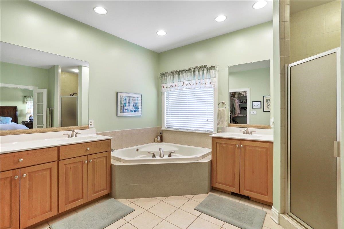 40 BIRDSONG LN, EDINBURG, Virginia 22824, 4 Bedrooms Bedrooms, ,3 BathroomsBathrooms,Residential,40 BIRDSONG LN,671950 MLS # 671950