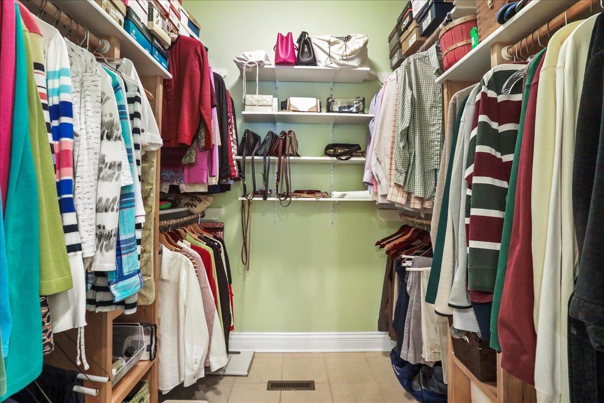 40 BIRDSONG LN, EDINBURG, Virginia 22824, 4 Bedrooms Bedrooms, ,3 BathroomsBathrooms,Residential,40 BIRDSONG LN,671950 MLS # 671950