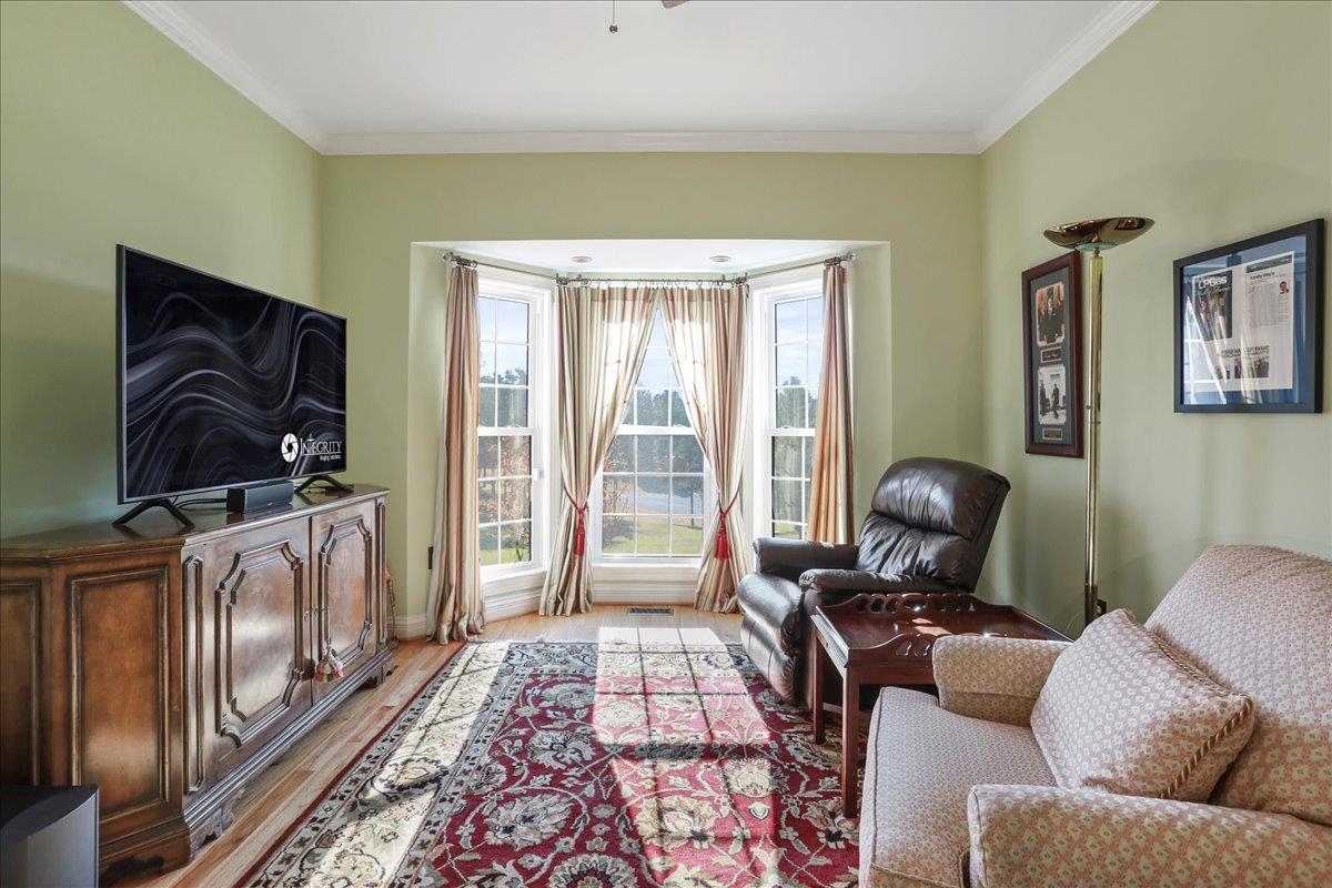 40 BIRDSONG LN, EDINBURG, Virginia 22824, 4 Bedrooms Bedrooms, ,3 BathroomsBathrooms,Residential,40 BIRDSONG LN,671950 MLS # 671950