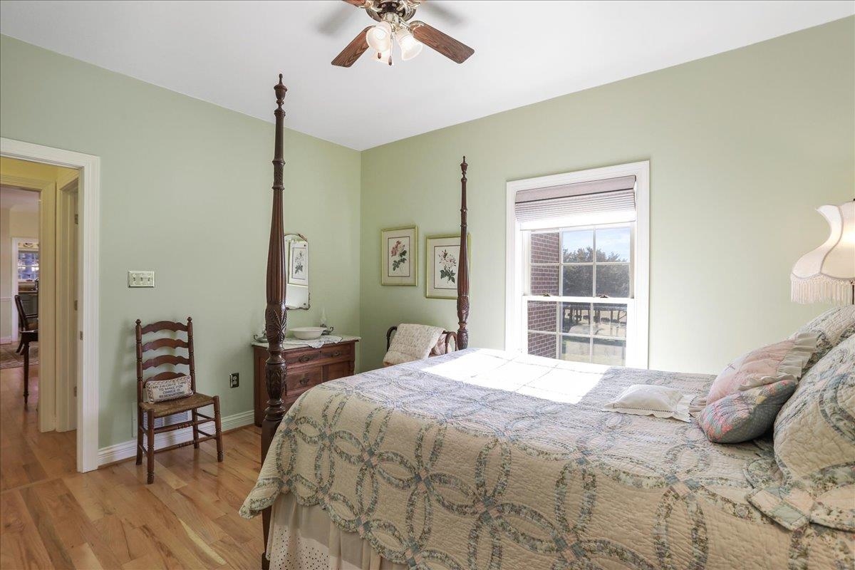 40 BIRDSONG LN, EDINBURG, Virginia 22824, 4 Bedrooms Bedrooms, ,3 BathroomsBathrooms,Residential,40 BIRDSONG LN,671950 MLS # 671950