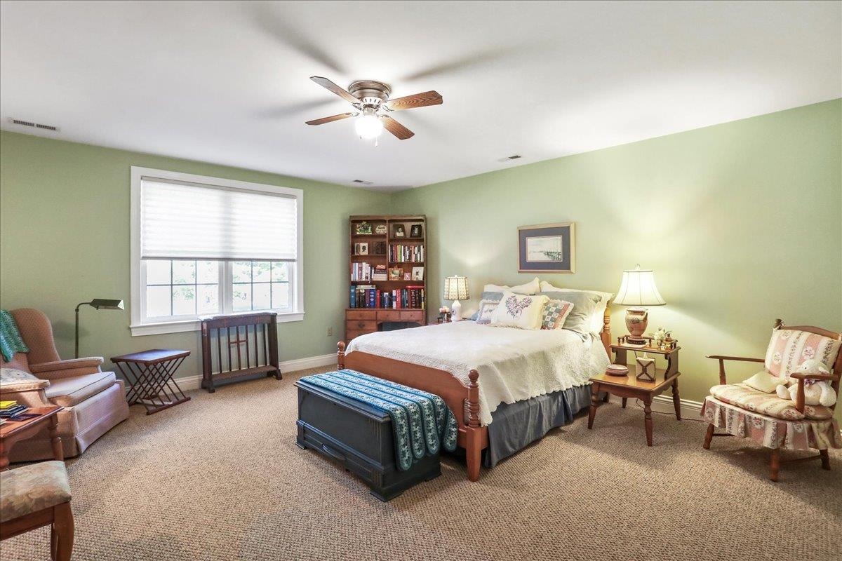 40 BIRDSONG LN, EDINBURG, Virginia 22824, 4 Bedrooms Bedrooms, ,3 BathroomsBathrooms,Residential,40 BIRDSONG LN,671950 MLS # 671950