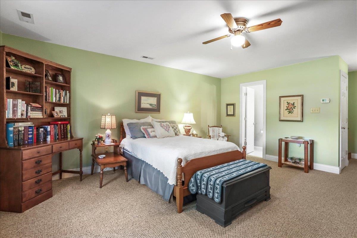 40 BIRDSONG LN, EDINBURG, Virginia 22824, 4 Bedrooms Bedrooms, ,3 BathroomsBathrooms,Residential,40 BIRDSONG LN,671950 MLS # 671950