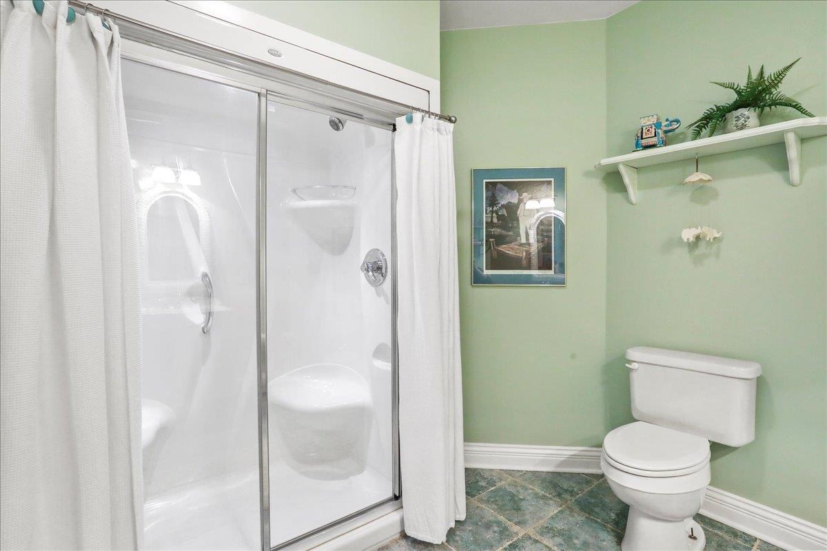 40 BIRDSONG LN, EDINBURG, Virginia 22824, 4 Bedrooms Bedrooms, ,3 BathroomsBathrooms,Residential,40 BIRDSONG LN,671950 MLS # 671950