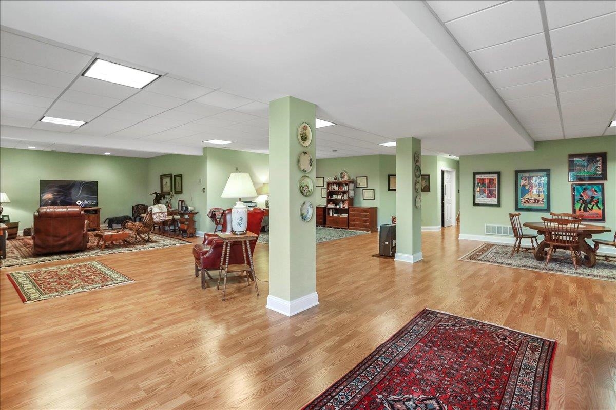 40 BIRDSONG LN, EDINBURG, Virginia 22824, 4 Bedrooms Bedrooms, ,3 BathroomsBathrooms,Residential,40 BIRDSONG LN,671950 MLS # 671950