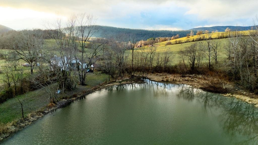 339 BUFFALO BRANCH LN, SWOOPE, Virginia 24479, 4 Bedrooms Bedrooms, ,1 BathroomBathrooms,Residential,339 BUFFALO BRANCH LN,671952 MLS # 671952