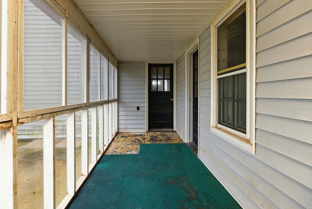 339 BUFFALO BRANCH LN, SWOOPE, Virginia 24479, 4 Bedrooms Bedrooms, ,1 BathroomBathrooms,Residential,339 BUFFALO BRANCH LN,671952 MLS # 671952