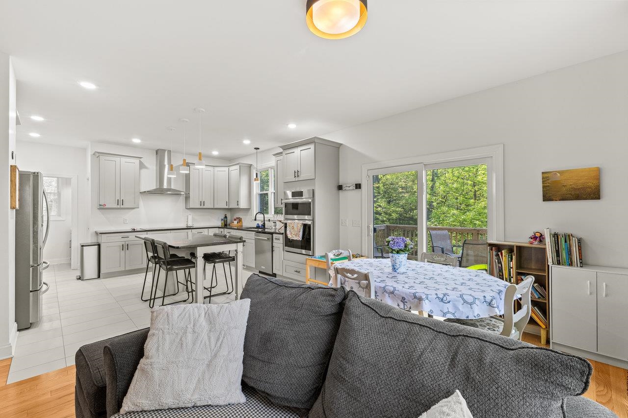 1176B NELSON DR, HARRISONBURG, Virginia 22801, 3 Bedrooms Bedrooms, ,2 BathroomsBathrooms,Residential,1176B NELSON DR,671953 MLS # 671953