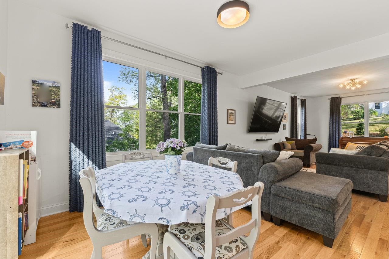 1176B NELSON DR, HARRISONBURG, Virginia 22801, 3 Bedrooms Bedrooms, ,2 BathroomsBathrooms,Residential,1176B NELSON DR,671953 MLS # 671953