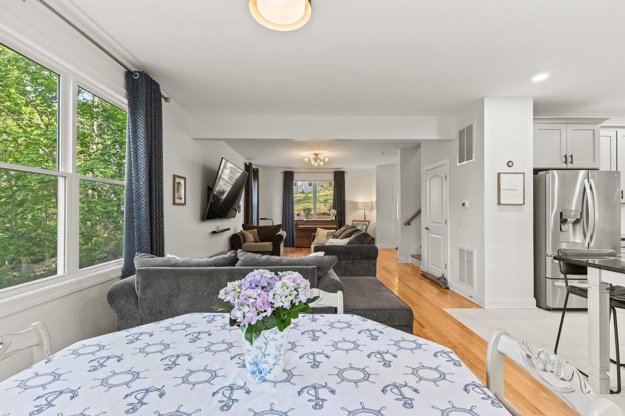 1176B NELSON DR, HARRISONBURG, Virginia 22801, 3 Bedrooms Bedrooms, ,2 BathroomsBathrooms,Residential,1176B NELSON DR,671953 MLS # 671953