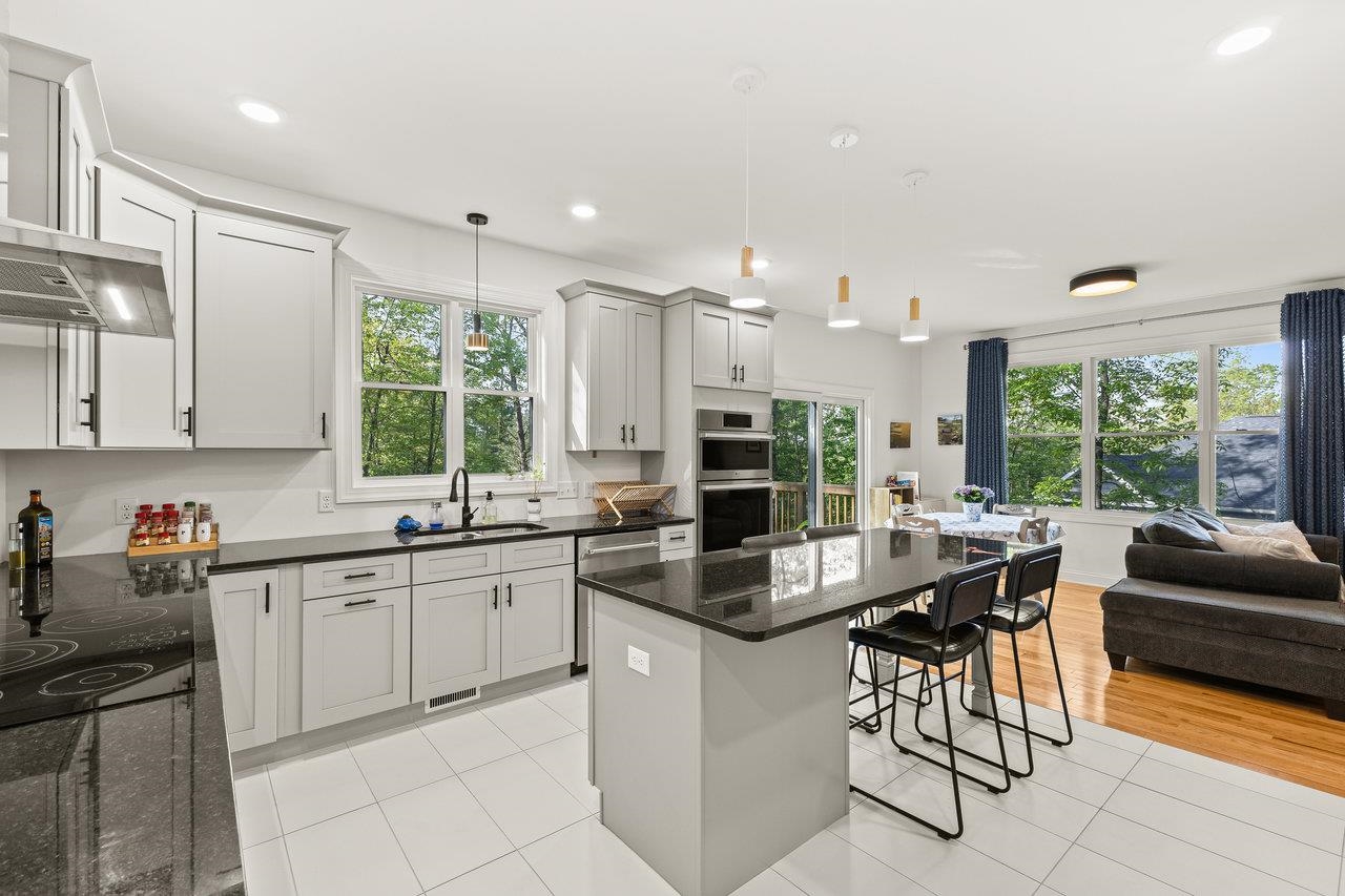 1176B NELSON DR, HARRISONBURG, Virginia 22801, 3 Bedrooms Bedrooms, ,2 BathroomsBathrooms,Residential,1176B NELSON DR,671953 MLS # 671953