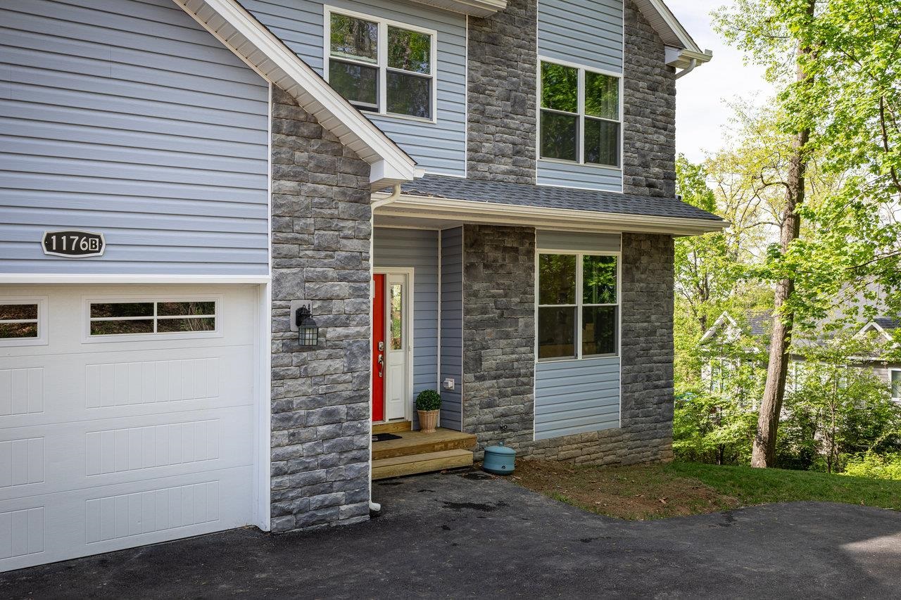 1176B NELSON DR, HARRISONBURG, Virginia 22801, 3 Bedrooms Bedrooms, ,2 BathroomsBathrooms,Residential,1176B NELSON DR,671953 MLS # 671953