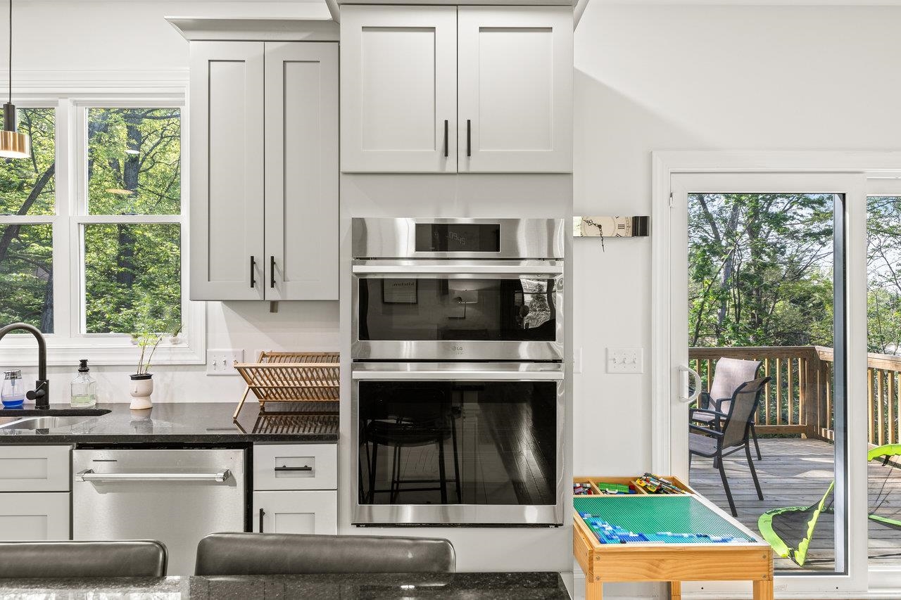 1176B NELSON DR, HARRISONBURG, Virginia 22801, 3 Bedrooms Bedrooms, ,2 BathroomsBathrooms,Residential,1176B NELSON DR,671953 MLS # 671953