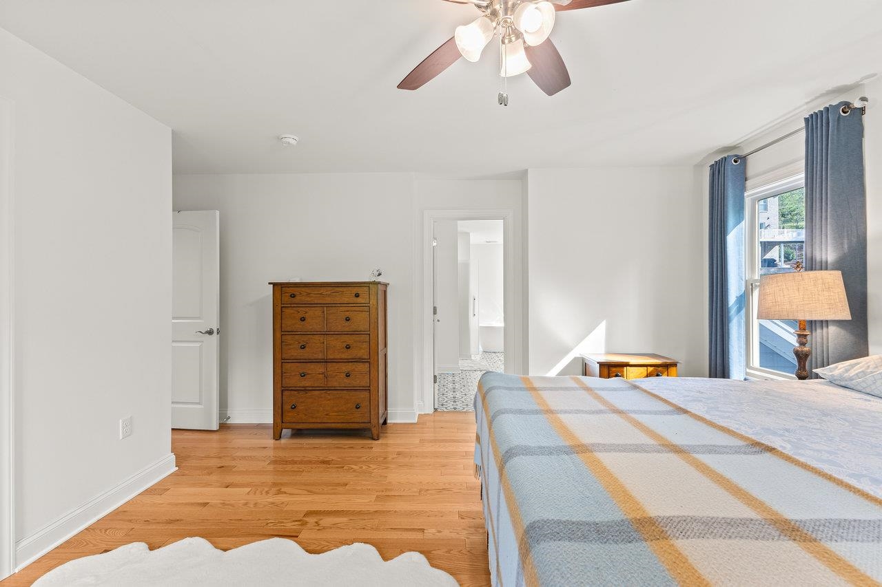 1176B NELSON DR, HARRISONBURG, Virginia 22801, 3 Bedrooms Bedrooms, ,2 BathroomsBathrooms,Residential,1176B NELSON DR,671953 MLS # 671953