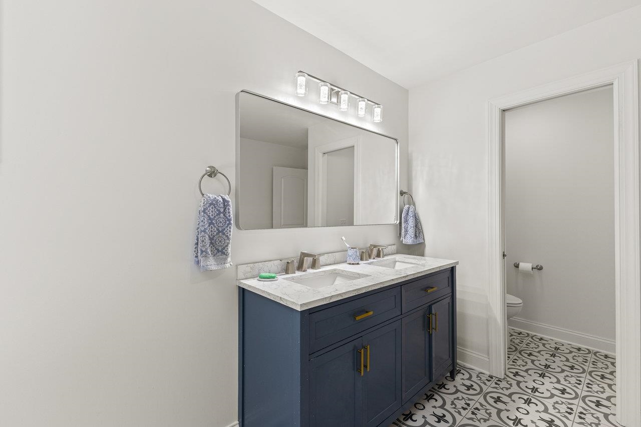 1176B NELSON DR, HARRISONBURG, Virginia 22801, 3 Bedrooms Bedrooms, ,2 BathroomsBathrooms,Residential,1176B NELSON DR,671953 MLS # 671953