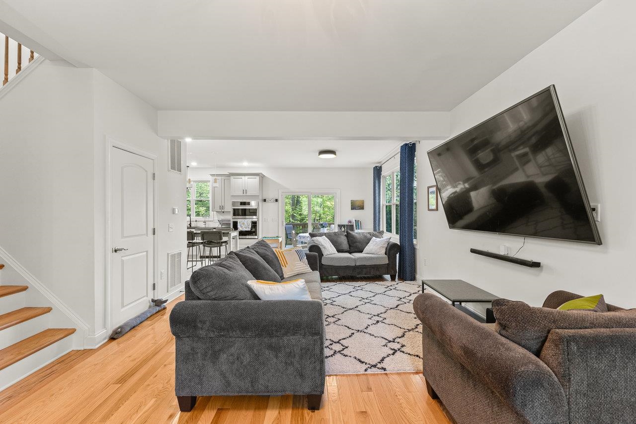 1176B NELSON DR, HARRISONBURG, Virginia 22801, 3 Bedrooms Bedrooms, ,2 BathroomsBathrooms,Residential,1176B NELSON DR,671953 MLS # 671953