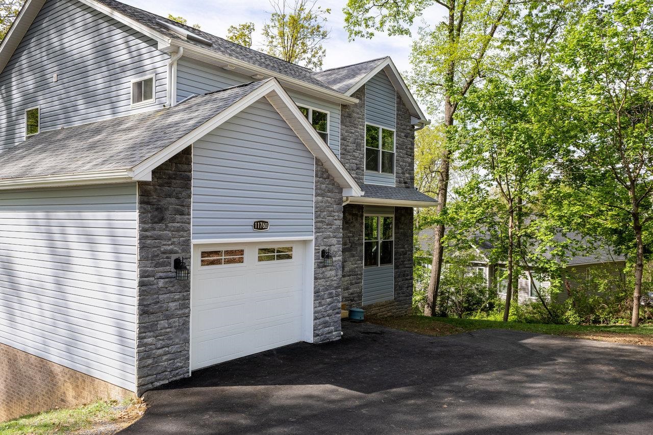 1176B NELSON DR, HARRISONBURG, Virginia 22801, 3 Bedrooms Bedrooms, ,2 BathroomsBathrooms,Residential,1176B NELSON DR,671953 MLS # 671953