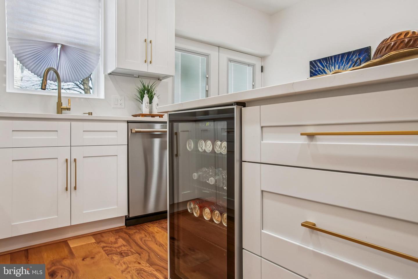 1704 INDEPENDENCE AVE SE, WASHINGTON, District Of Columbia 20003, 4 Bedrooms Bedrooms, ,3 BathroomsBathrooms,Residential,For sale,1704 INDEPENDENCE AVE SE,DCDC2231888 MLS # DCDC2231888