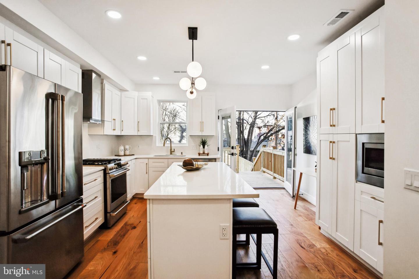 1704 INDEPENDENCE AVE SE, WASHINGTON, District Of Columbia 20003, 4 Bedrooms Bedrooms, ,3 BathroomsBathrooms,Residential,For sale,1704 INDEPENDENCE AVE SE,DCDC2231888 MLS # DCDC2231888