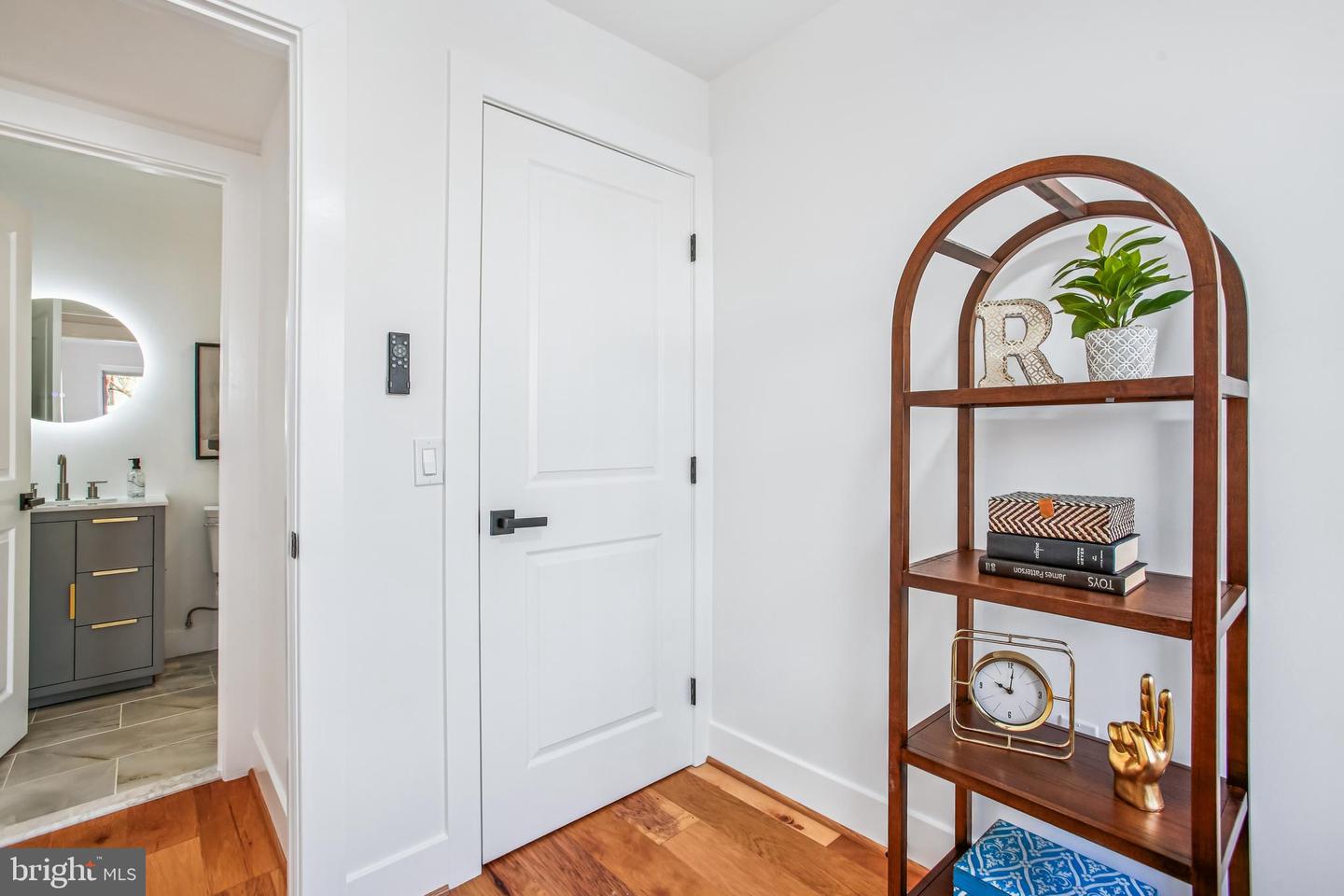 1704 INDEPENDENCE AVE SE, WASHINGTON, District Of Columbia 20003, 4 Bedrooms Bedrooms, ,3 BathroomsBathrooms,Residential,For sale,1704 INDEPENDENCE AVE SE,DCDC2231888 MLS # DCDC2231888