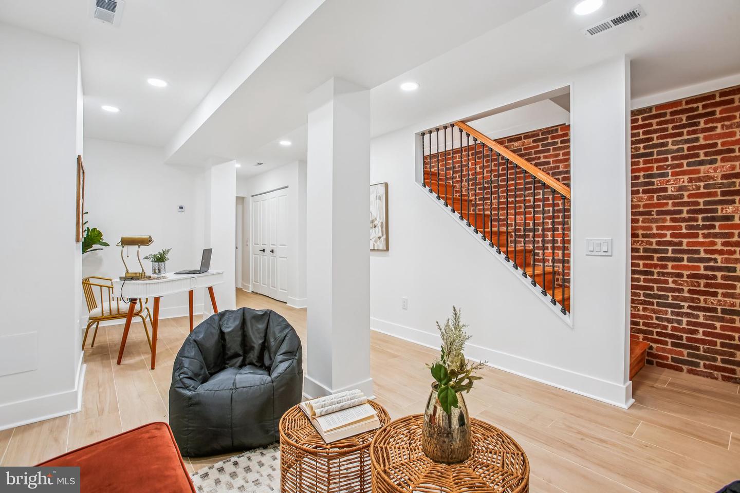 1704 INDEPENDENCE AVE SE, WASHINGTON, District Of Columbia 20003, 4 Bedrooms Bedrooms, ,3 BathroomsBathrooms,Residential,For sale,1704 INDEPENDENCE AVE SE,DCDC2231888 MLS # DCDC2231888