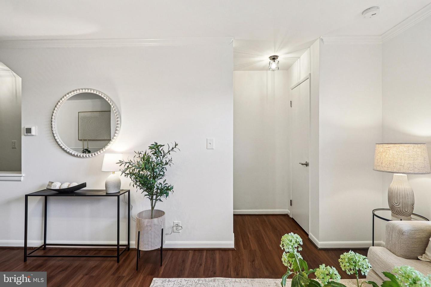 4619 28TH RD S #B, ARLINGTON, Virginia 22206, 2 Bedrooms Bedrooms, ,1 BathroomBathrooms,Residential,For sale,4619 28TH RD S #B,VAAR2066112 MLS # VAAR2066112