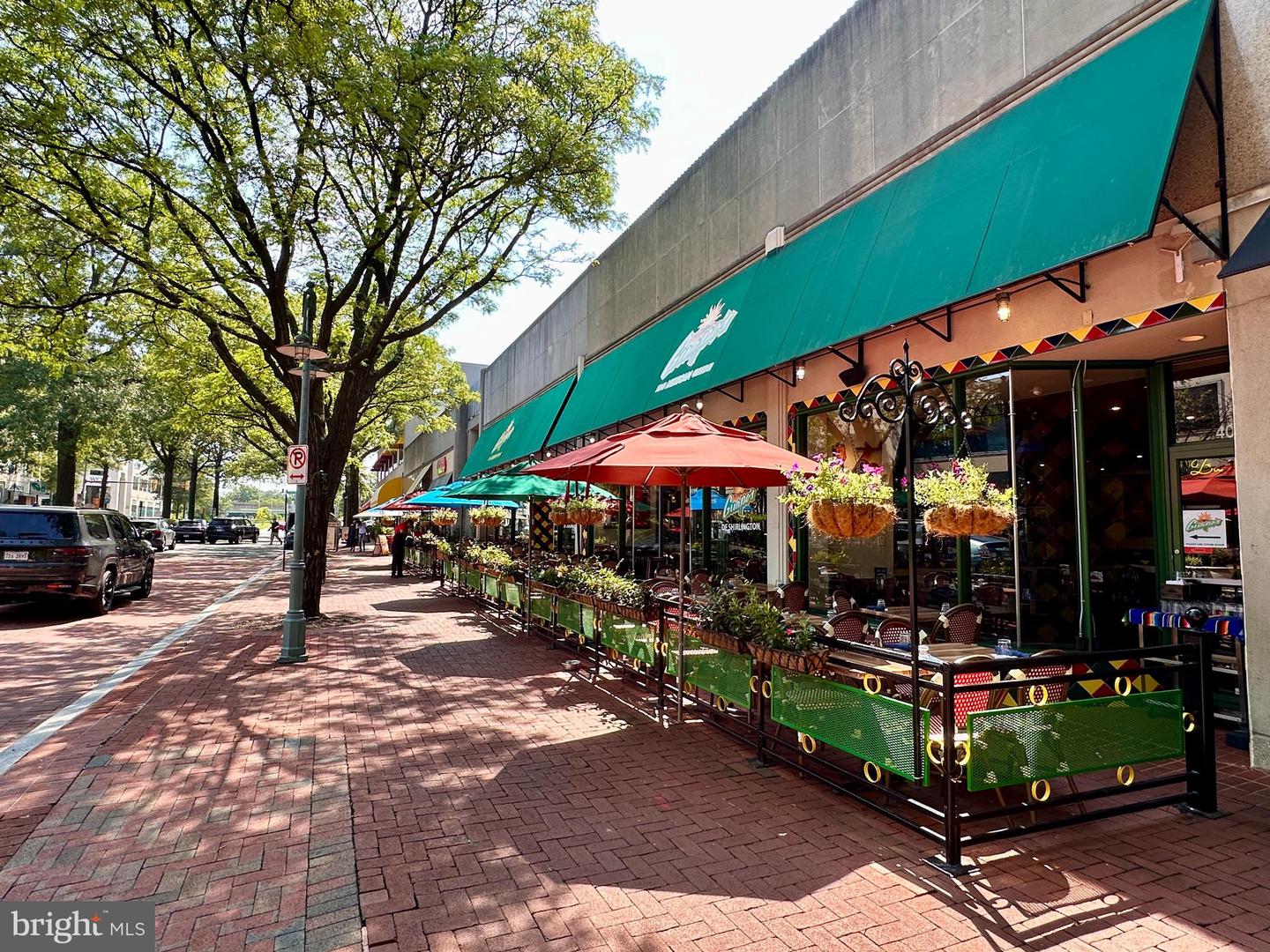 4619 28TH RD S #B, ARLINGTON, Virginia 22206, 2 Bedrooms Bedrooms, ,1 BathroomBathrooms,Residential,For sale,4619 28TH RD S #B,VAAR2066112 MLS # VAAR2066112