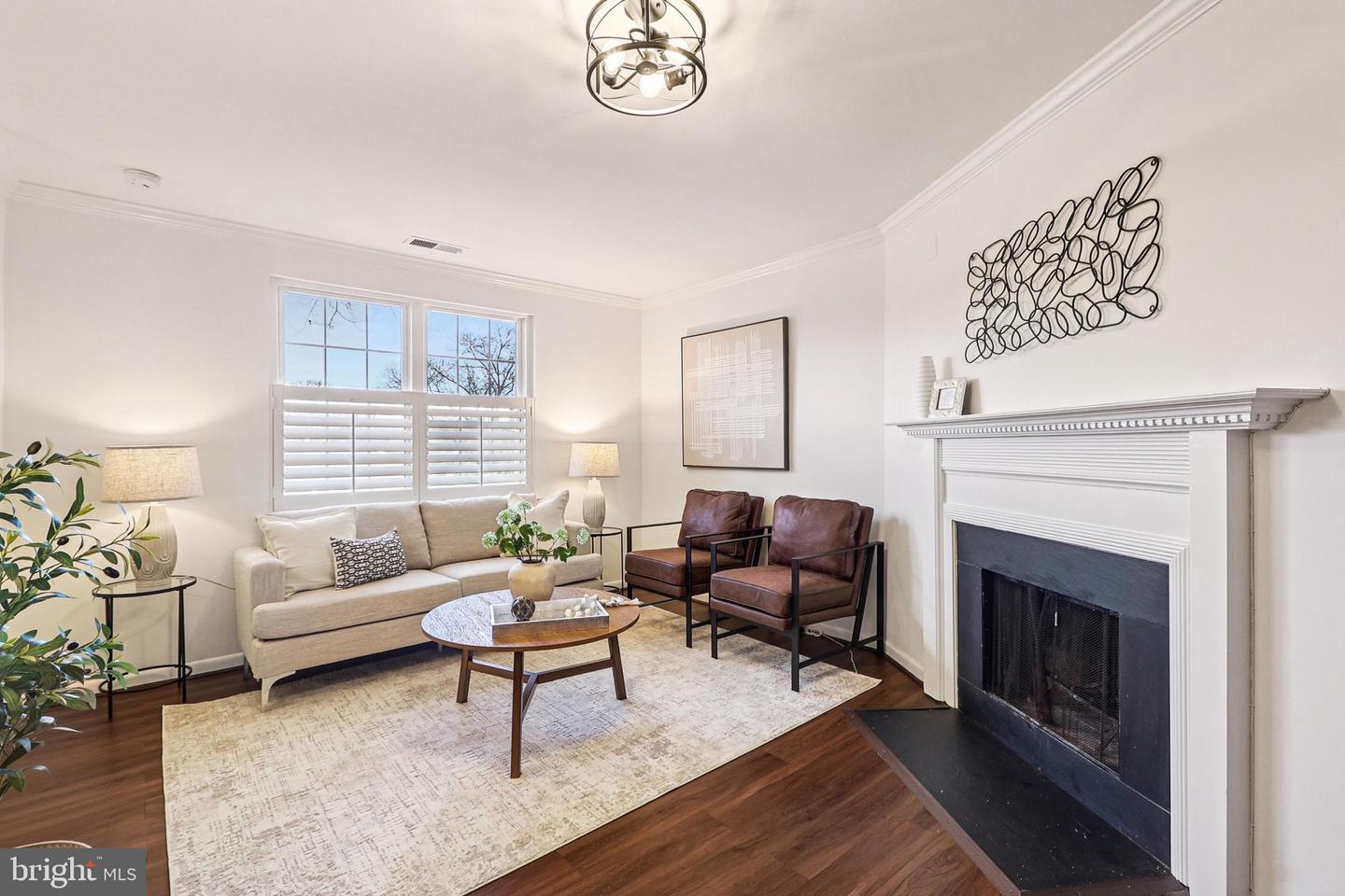 4619 28TH RD S #B, ARLINGTON, Virginia 22206, 2 Bedrooms Bedrooms, ,1 BathroomBathrooms,Residential,For sale,4619 28TH RD S #B,VAAR2066112 MLS # VAAR2066112