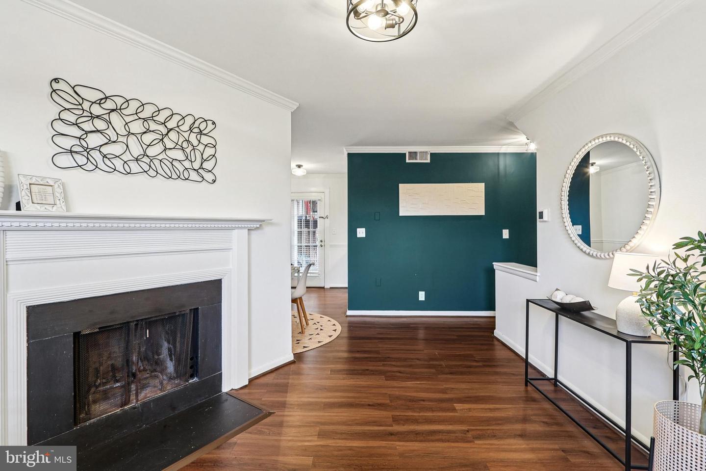 4619 28TH RD S #B, ARLINGTON, Virginia 22206, 2 Bedrooms Bedrooms, ,1 BathroomBathrooms,Residential,For sale,4619 28TH RD S #B,VAAR2066112 MLS # VAAR2066112