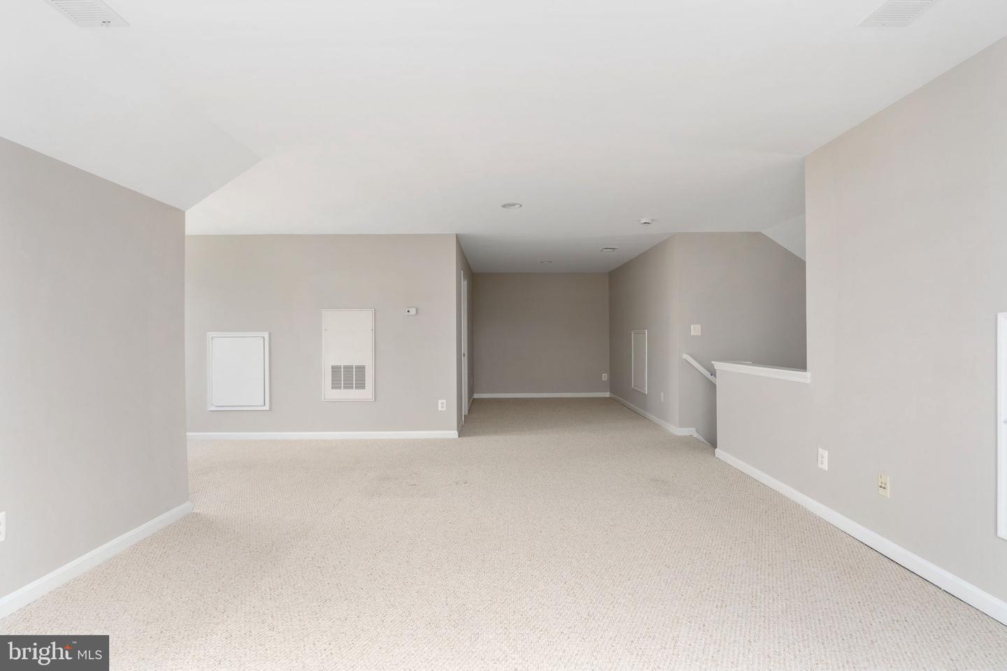 12314 TANALIAN FALLS LN, BRISTOW, Virginia 20136, 4 Bedrooms Bedrooms, ,2 BathroomsBathrooms,Residential,For sale,12314 TANALIAN FALLS LN,VAPW2108154 MLS # VAPW2108154 12314 TANALIAN FALLS LN, BRISTOW, Virginia 20136, 4 Bedrooms Bedrooms, ,2 BathroomsBathrooms,Residential,For sale,12314 TANALIAN FALLS LN,VAPW2108154 MLS # VAPW2108154