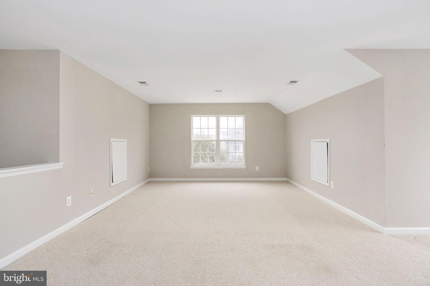 12314 TANALIAN FALLS LN, BRISTOW, Virginia 20136, 4 Bedrooms Bedrooms, ,2 BathroomsBathrooms,Residential,For sale,12314 TANALIAN FALLS LN,VAPW2108154 MLS # VAPW2108154 12314 TANALIAN FALLS LN, BRISTOW, Virginia 20136, 4 Bedrooms Bedrooms, ,2 BathroomsBathrooms,Residential,For sale,12314 TANALIAN FALLS LN,VAPW2108154 MLS # VAPW2108154