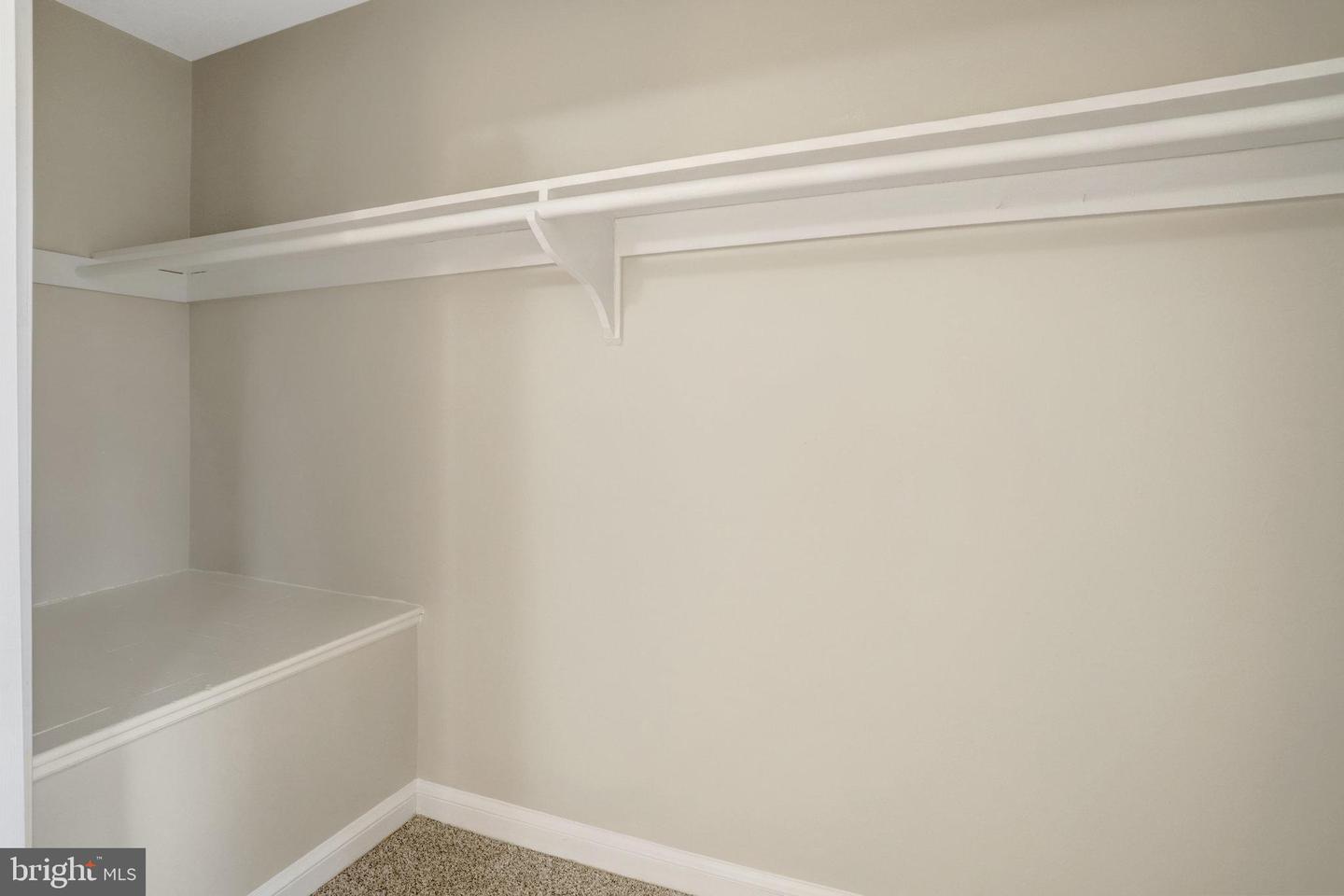 6514 10TH ST, ALEXANDRIA, Virginia 22307, 2 Bedrooms Bedrooms, ,1 BathroomBathrooms,Residential,For sale,6514 10TH ST,VAFX2281006 MLS # VAFX2281006