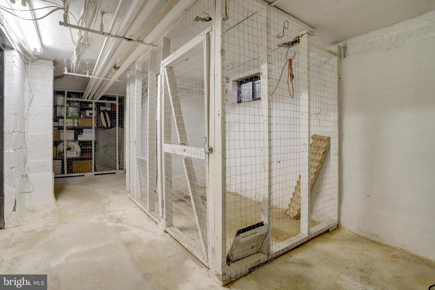 6514 10TH ST, ALEXANDRIA, Virginia 22307, 2 Bedrooms Bedrooms, ,1 BathroomBathrooms,Residential,For sale,6514 10TH ST,VAFX2281006 MLS # VAFX2281006