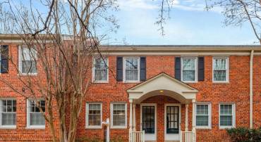 6514 10TH ST, ALEXANDRIA, Virginia 22307, 2 Bedrooms Bedrooms, ,1 BathroomBathrooms,Residential,For sale,6514 10TH ST,VAFX2281006 MLS # VAFX2281006