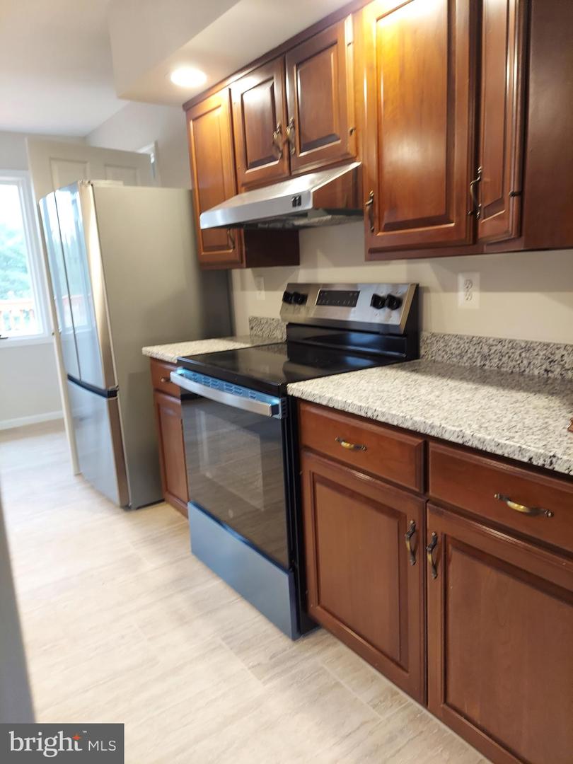 388 BOWLING GREEN RD, FRONT ROYAL, Virginia 22630, 4 Bedrooms Bedrooms, ,3 BathroomsBathrooms,Residential,For sale,388 BOWLING GREEN RD,VAWR2012894 MLS # VAWR2012894