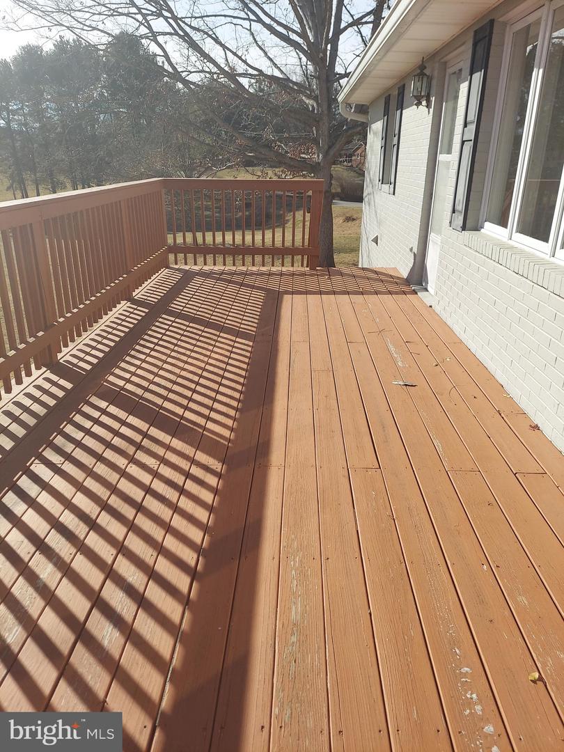 388 BOWLING GREEN RD, FRONT ROYAL, Virginia 22630, 4 Bedrooms Bedrooms, ,3 BathroomsBathrooms,Residential,For sale,388 BOWLING GREEN RD,VAWR2012894 MLS # VAWR2012894