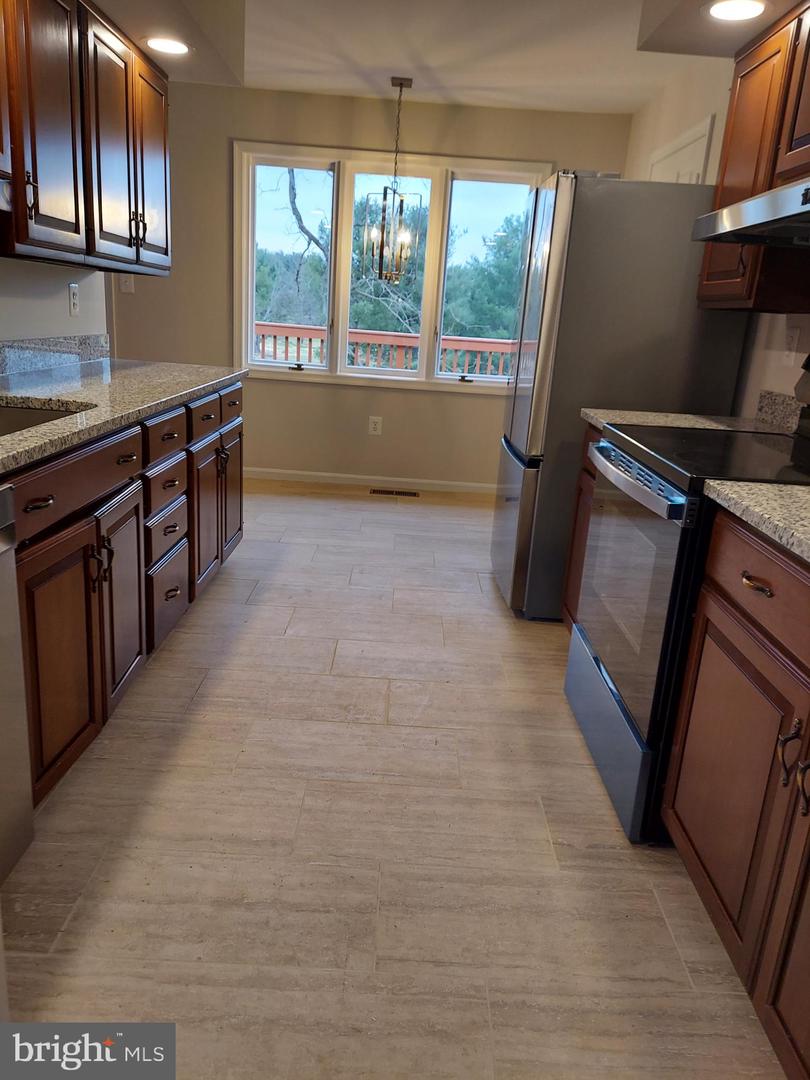 388 BOWLING GREEN RD, FRONT ROYAL, Virginia 22630, 4 Bedrooms Bedrooms, ,3 BathroomsBathrooms,Residential,For sale,388 BOWLING GREEN RD,VAWR2012894 MLS # VAWR2012894