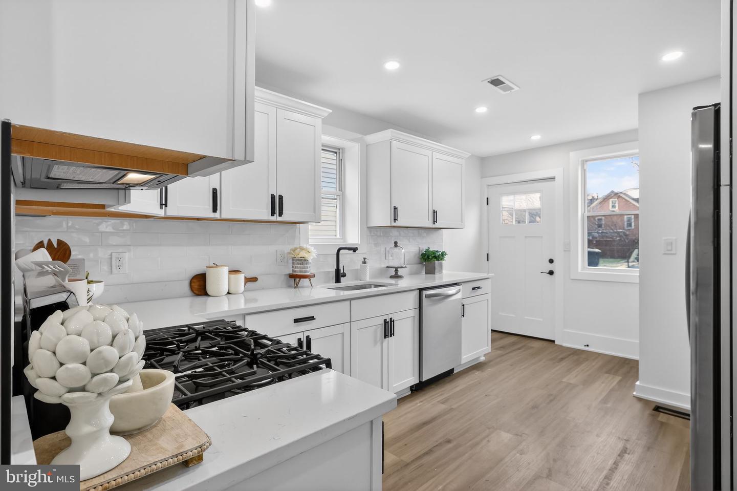 907 LAWRENCE ST NE, WASHINGTON, District Of Columbia 20017, 5 Bedrooms Bedrooms, ,2 BathroomsBathrooms,Residential,For sale,907 LAWRENCE ST NE,DCDC2234018 MLS # DCDC2234018