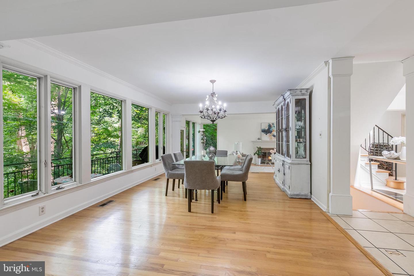 4054 41ST ST, MCLEAN, Virginia 22101, 6 Bedrooms Bedrooms, ,3 BathroomsBathrooms,Residential,For sale,4054 41ST ST,VAFX2281780 MLS # VAFX2281780