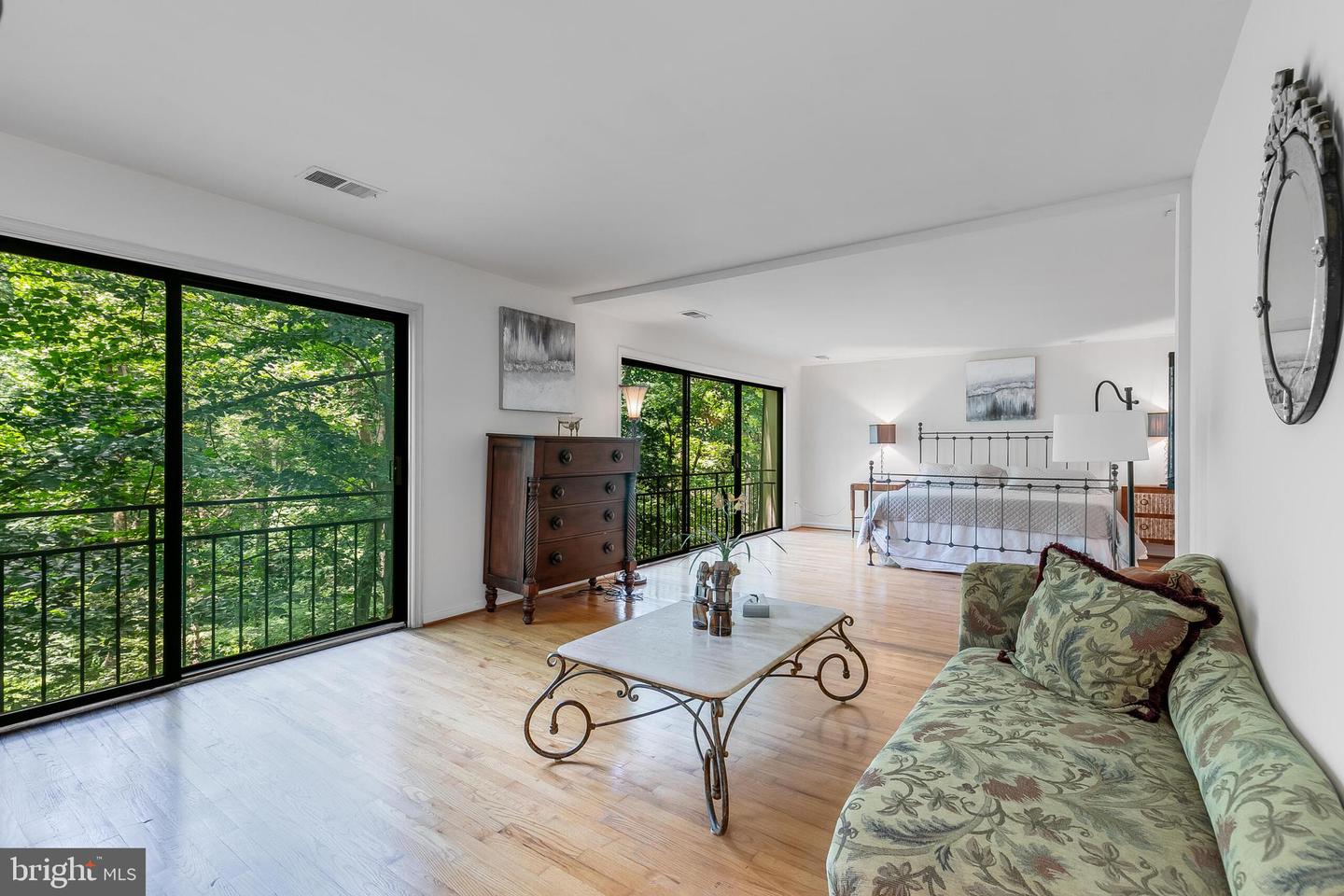 4054 41ST ST, MCLEAN, Virginia 22101, 6 Bedrooms Bedrooms, ,3 BathroomsBathrooms,Residential,For sale,4054 41ST ST,VAFX2281780 MLS # VAFX2281780