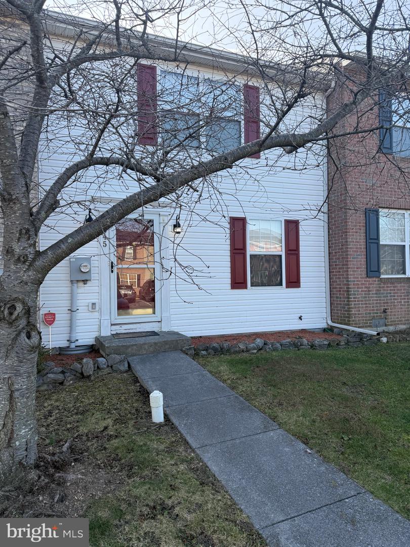 345 SURREY CLUB LN, STEPHENS CITY, Virginia 22655, 2 Bedrooms Bedrooms, ,1 BathroomBathrooms,Residential,For sale,345 SURREY CLUB LN,VAFV2038380 MLS # VAFV2038380 345 SURREY CLUB LN, STEPHENS CITY, Virginia 22655, 2 Bedrooms Bedrooms, ,1 BathroomBathrooms,Residential,For sale,345 SURREY CLUB LN,VAFV2038380 MLS # VAFV2038380