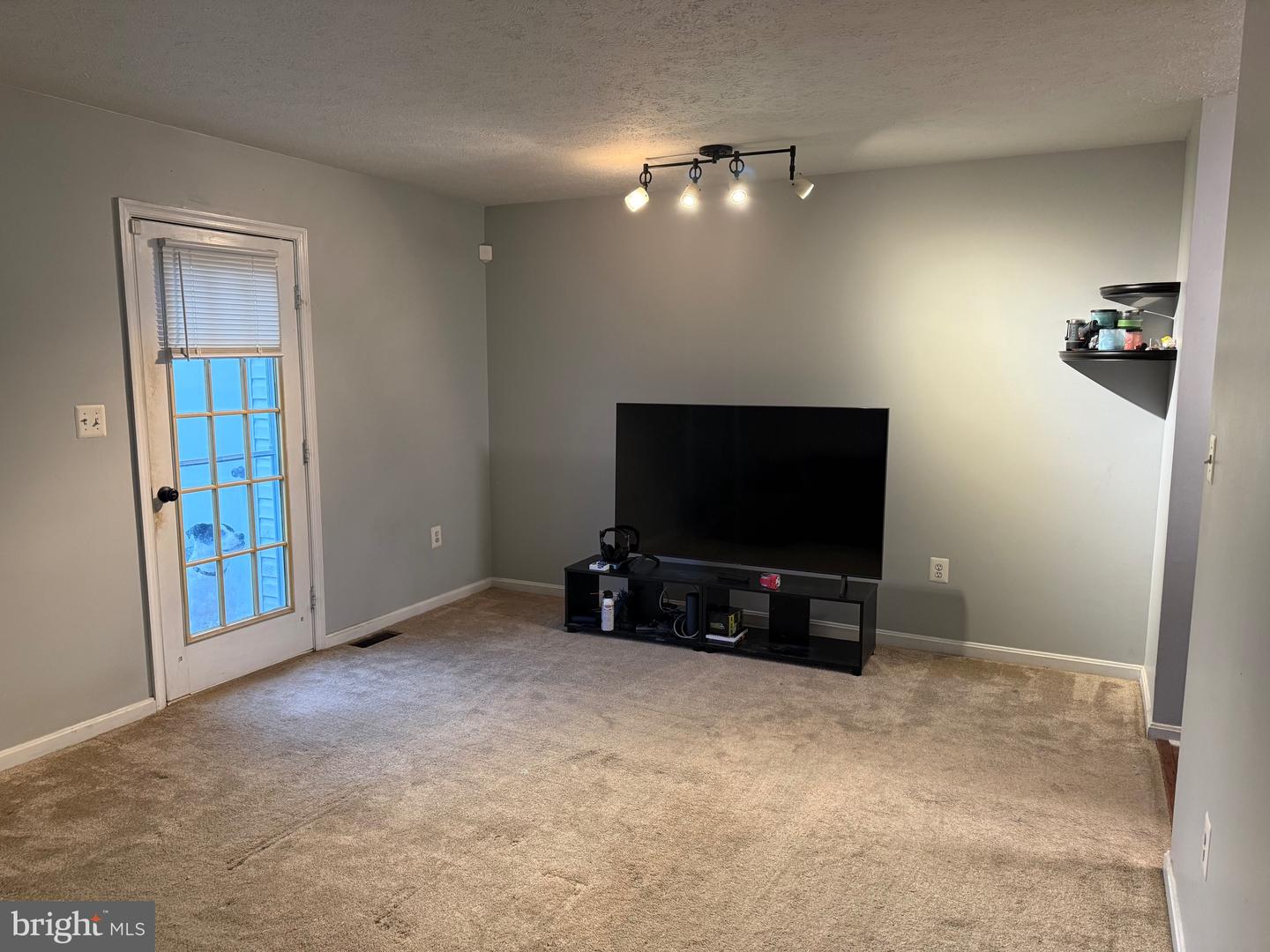 345 SURREY CLUB LN, STEPHENS CITY, Virginia 22655, 2 Bedrooms Bedrooms, ,1 BathroomBathrooms,Residential,For sale,345 SURREY CLUB LN,VAFV2038380 MLS # VAFV2038380 345 SURREY CLUB LN, STEPHENS CITY, Virginia 22655, 2 Bedrooms Bedrooms, ,1 BathroomBathrooms,Residential,For sale,345 SURREY CLUB LN,VAFV2038380 MLS # VAFV2038380