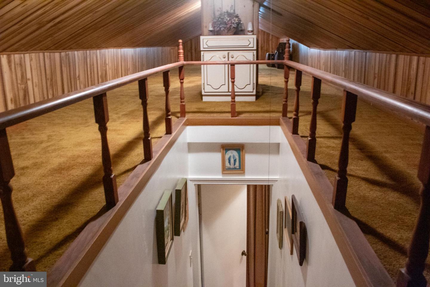 526 S CARLIN SPRINGS RD, ARLINGTON, Virginia 22204, 4 Bedrooms Bedrooms, 7 Rooms Rooms,2 BathroomsBathrooms,Residential,For sale,526 S CARLIN SPRINGS RD,VAAR2066740 MLS # VAAR2066740