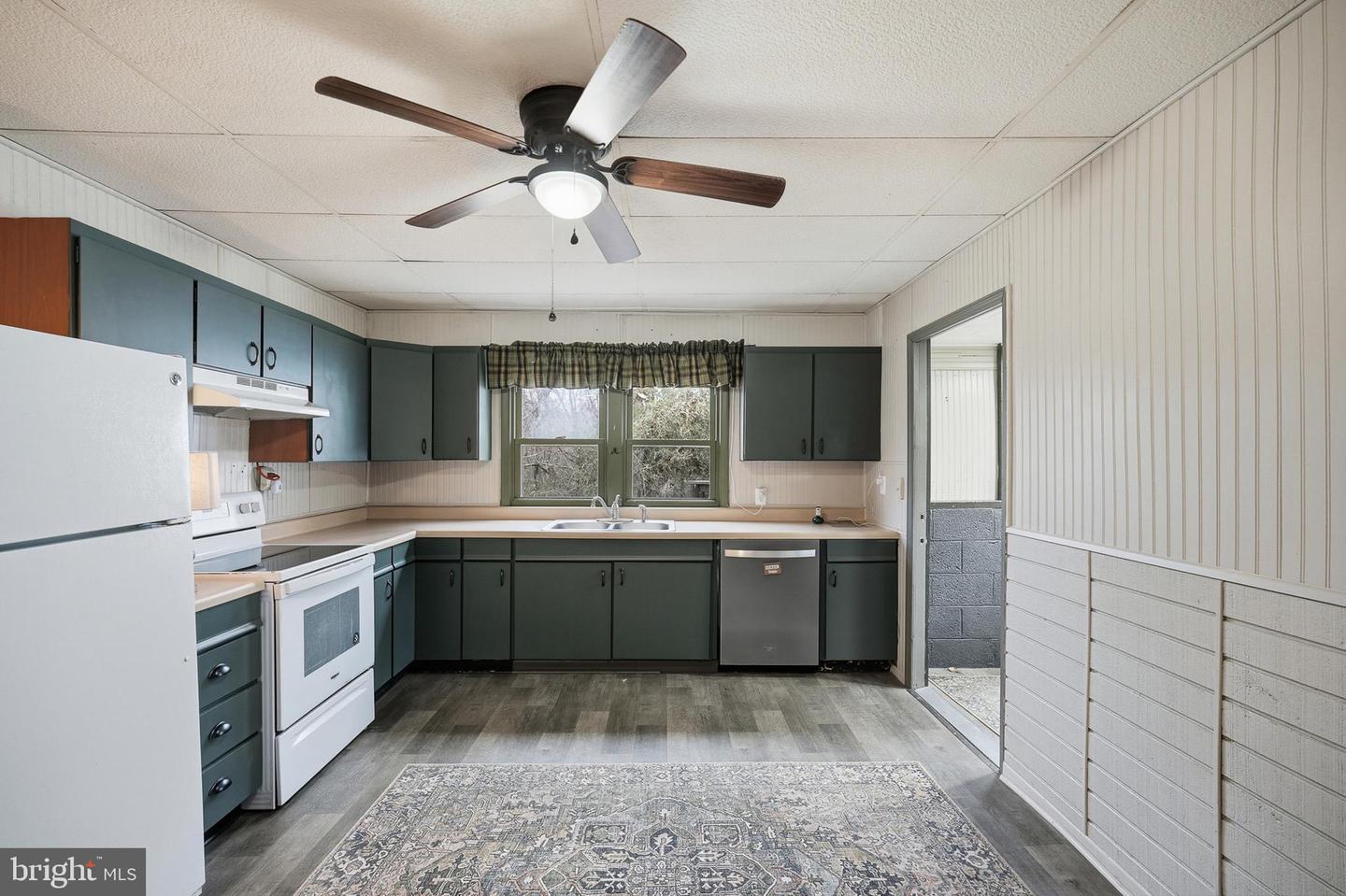 208 COLLINS RD, JONESVILLE, Virginia 24263, 2 Bedrooms Bedrooms, 4 Rooms Rooms,1 BathroomBathrooms,Residential,For sale,208 COLLINS RD,VALE2000014 MLS # VALE2000014