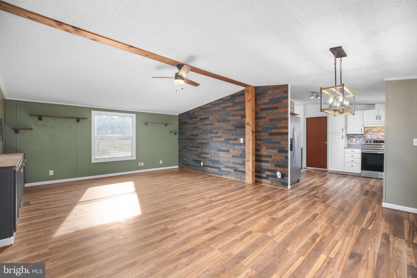 3109 DANBURY CIR, SPOTSYLVANIA, Virginia 22551, 3 Bedrooms Bedrooms, ,2 BathroomsBathrooms,Residential,For sale,3109 DANBURY CIR,VASP2038058 MLS # VASP2038058