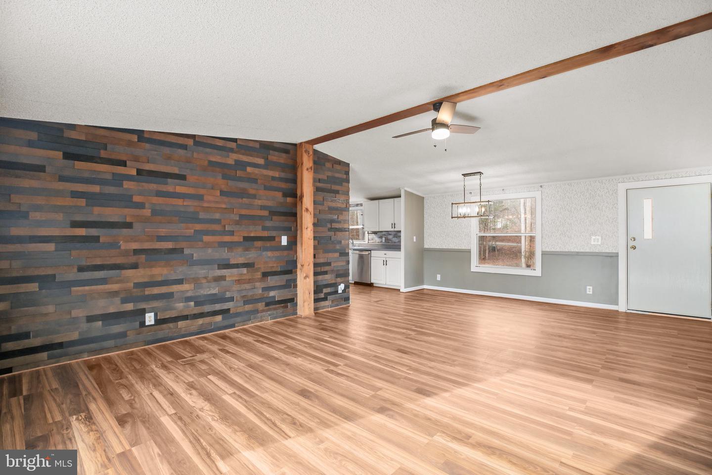 3109 DANBURY CIR, SPOTSYLVANIA, Virginia 22551, 3 Bedrooms Bedrooms, ,2 BathroomsBathrooms,Residential,For sale,3109 DANBURY CIR,VASP2038058 MLS # VASP2038058