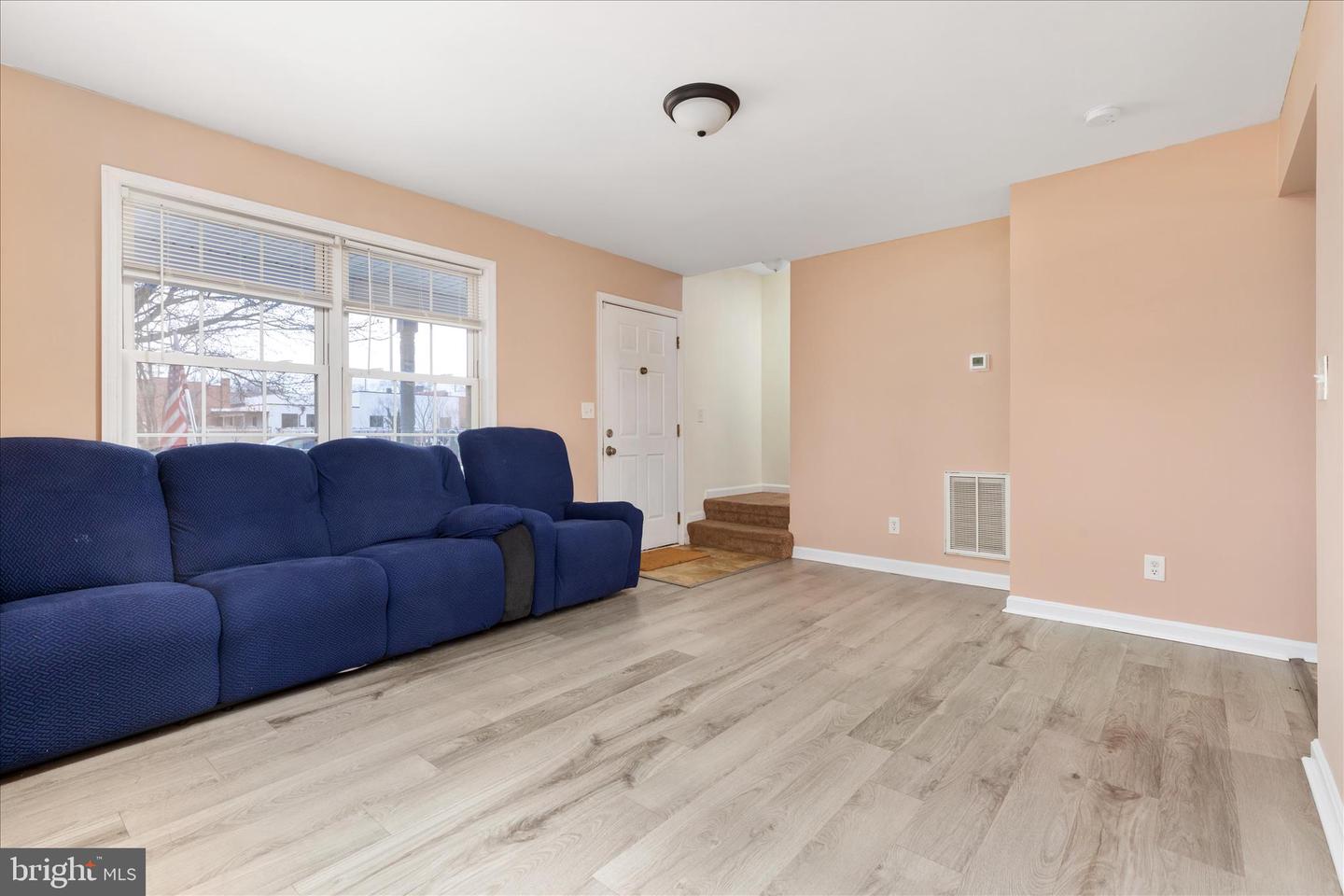 534 N KENT ST, WINCHESTER, Virginia 22601, 3 Bedrooms Bedrooms, ,1 BathroomBathrooms,Residential,For sale,534 N KENT ST,VAWI2009588 MLS # VAWI2009588 534 N KENT ST, WINCHESTER, Virginia 22601, 3 Bedrooms Bedrooms, ,1 BathroomBathrooms,Residential,For sale,534 N KENT ST,VAWI2009588 MLS # VAWI2009588